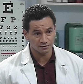 Dr Hone Ropata